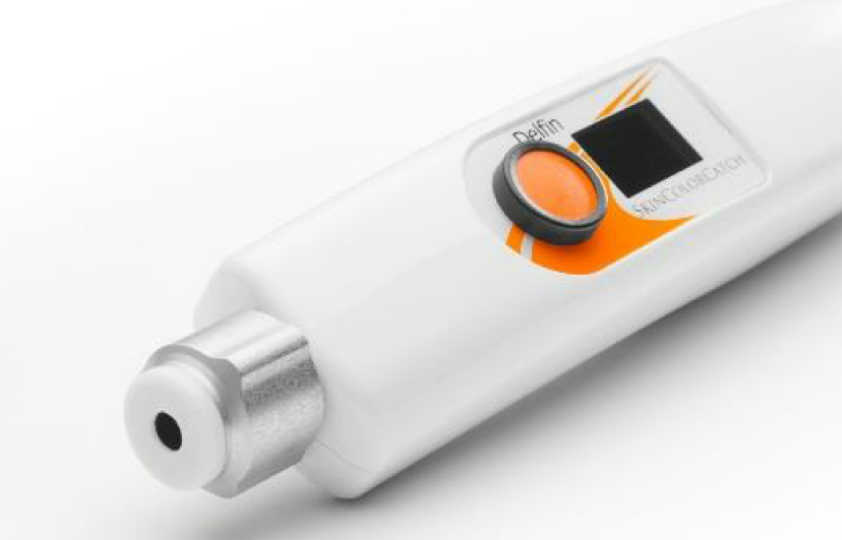 ポータブル皮膚測色計の先端部