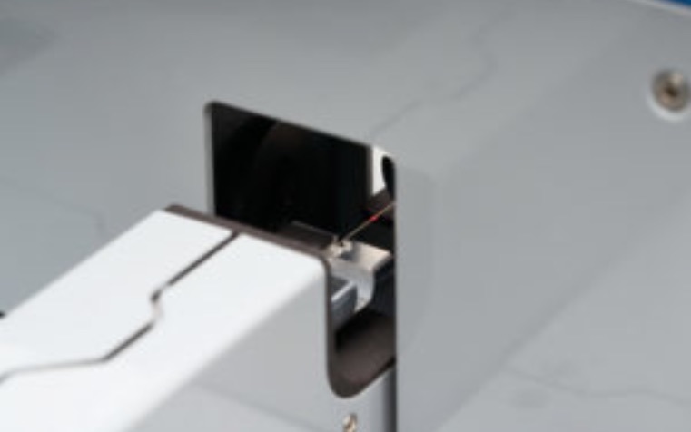 毛髪表面の３D画像